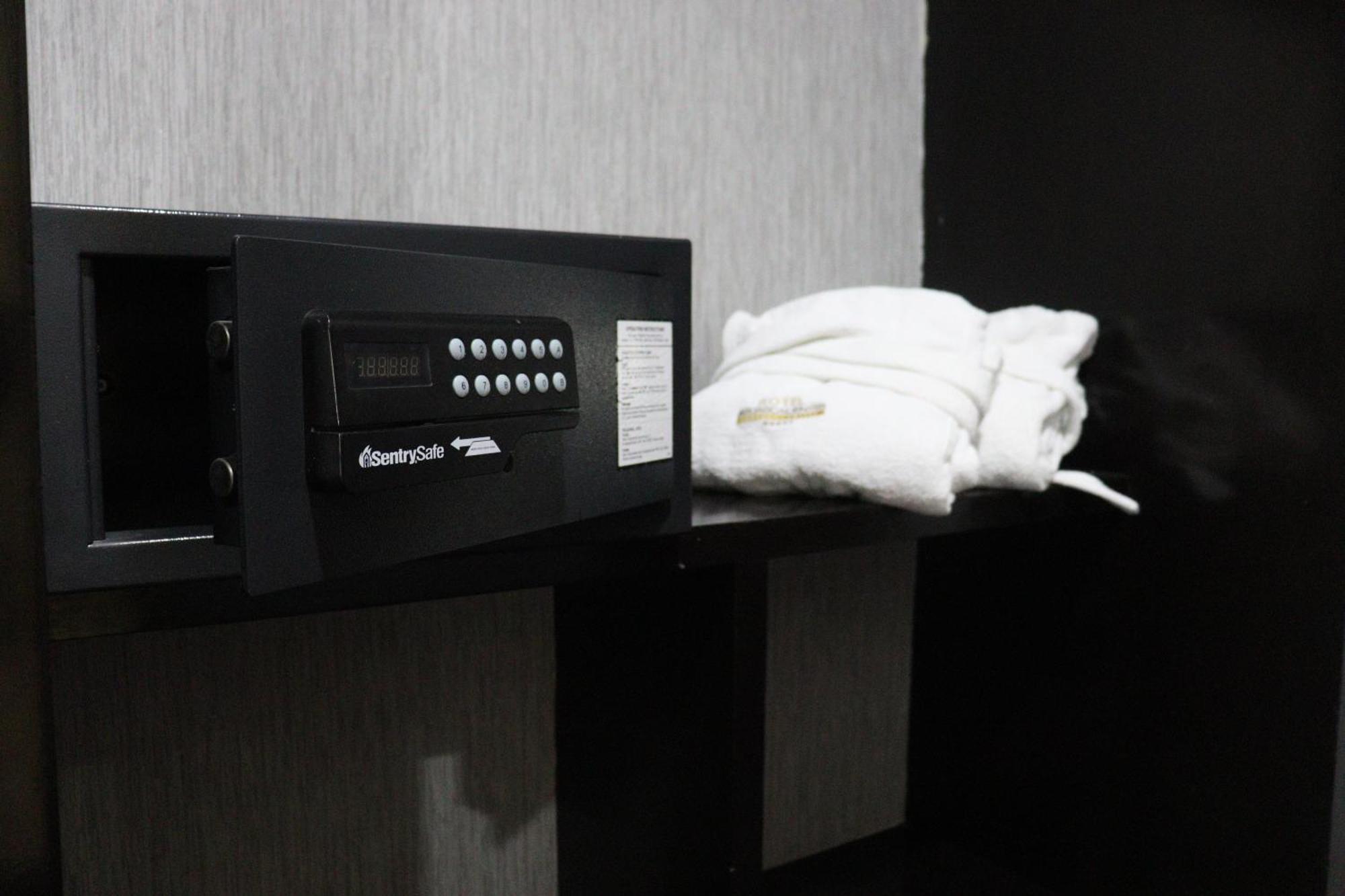 Wyndham Garden Hotel&casino Hotel 4*
